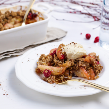 Apple Cranberry Crisp with Allspice