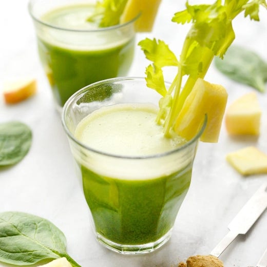 Pineapple Green Juice with Ginger