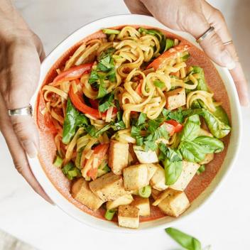 Creamy Curry Tofu Noodle Bowl